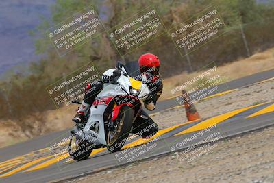 media/Sep-10-2022-SoCal Trackdays (Sat) [[a5bf35bb4a]]/Turn 6 (1140am)/